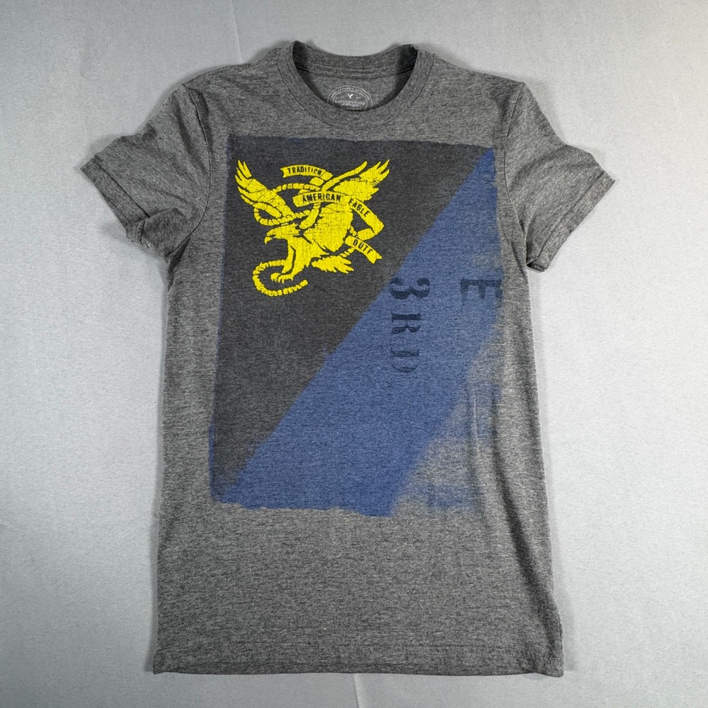 American Eagle Mens XS Athletic Fit Gray Graphic T-Shirt Eagle Tradition Duty
